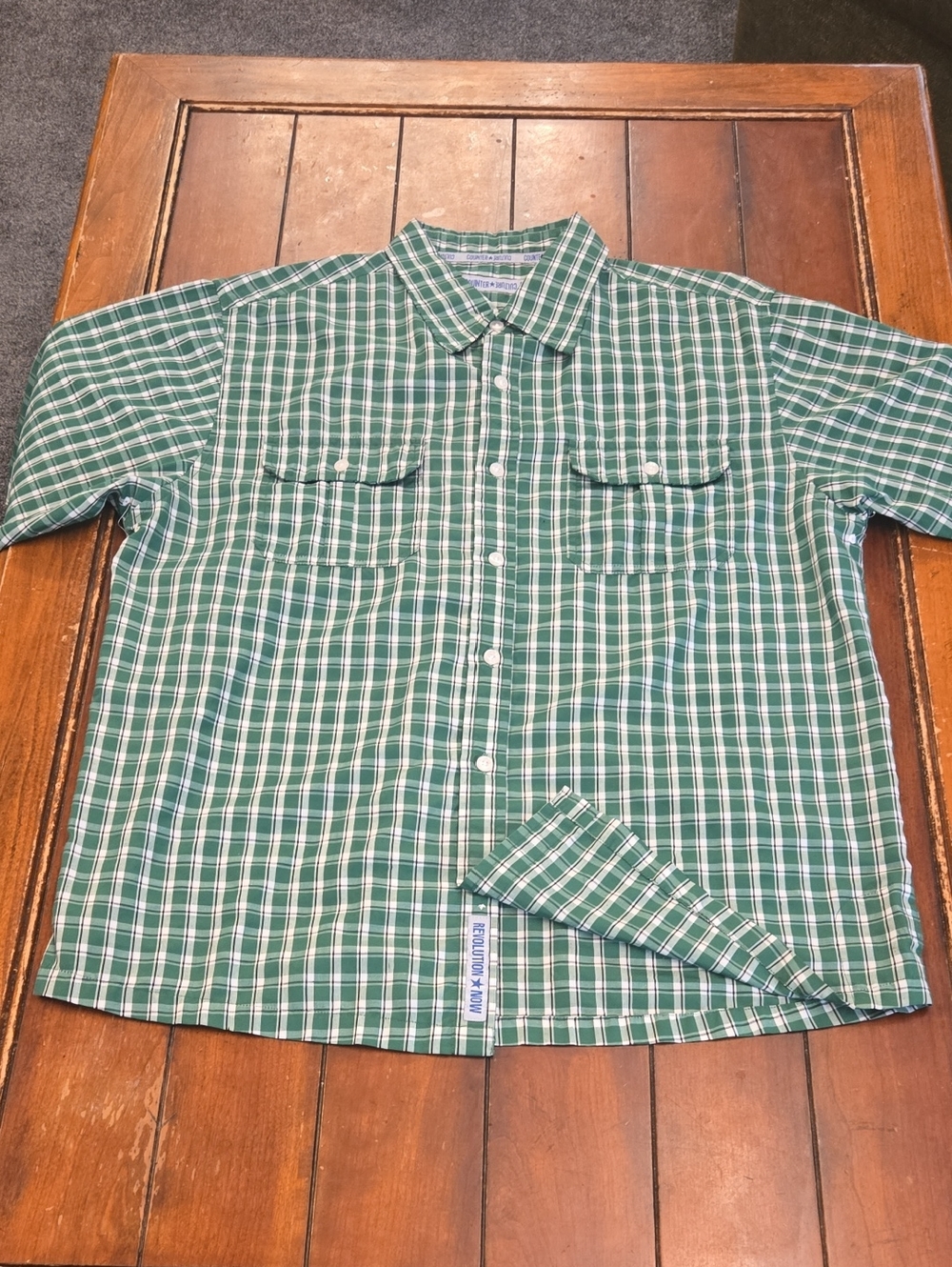 Counter Culture Men's Green Plaid Short-Sleeve Button-Down Shirt